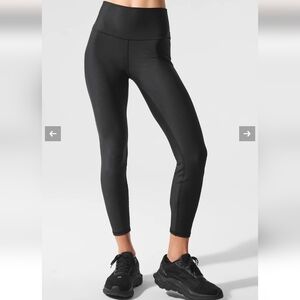 ALO High Waist Airlift 7/8 Leggings